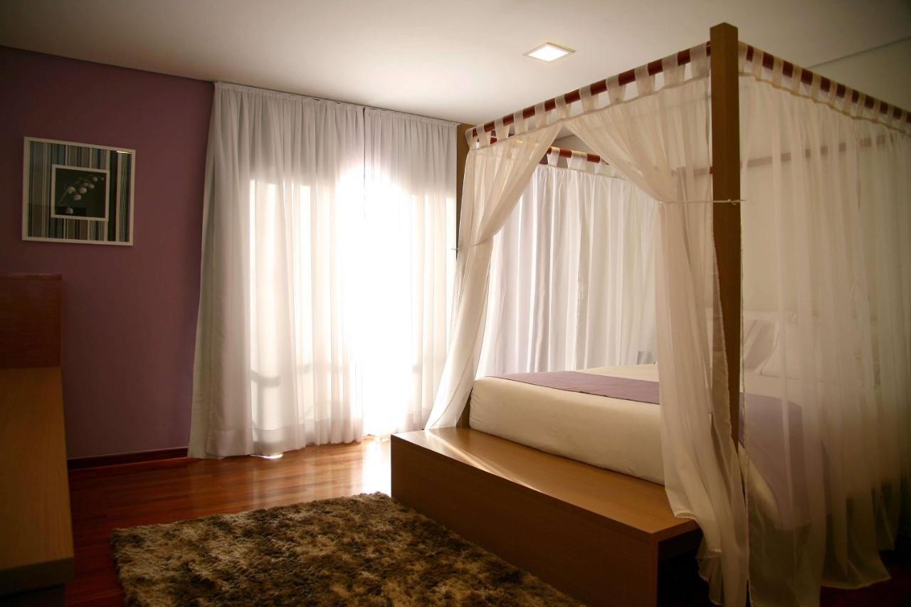 Ramada By Wyndham Furnaspark ฟอร์มิกา ภายนอก รูปภาพ