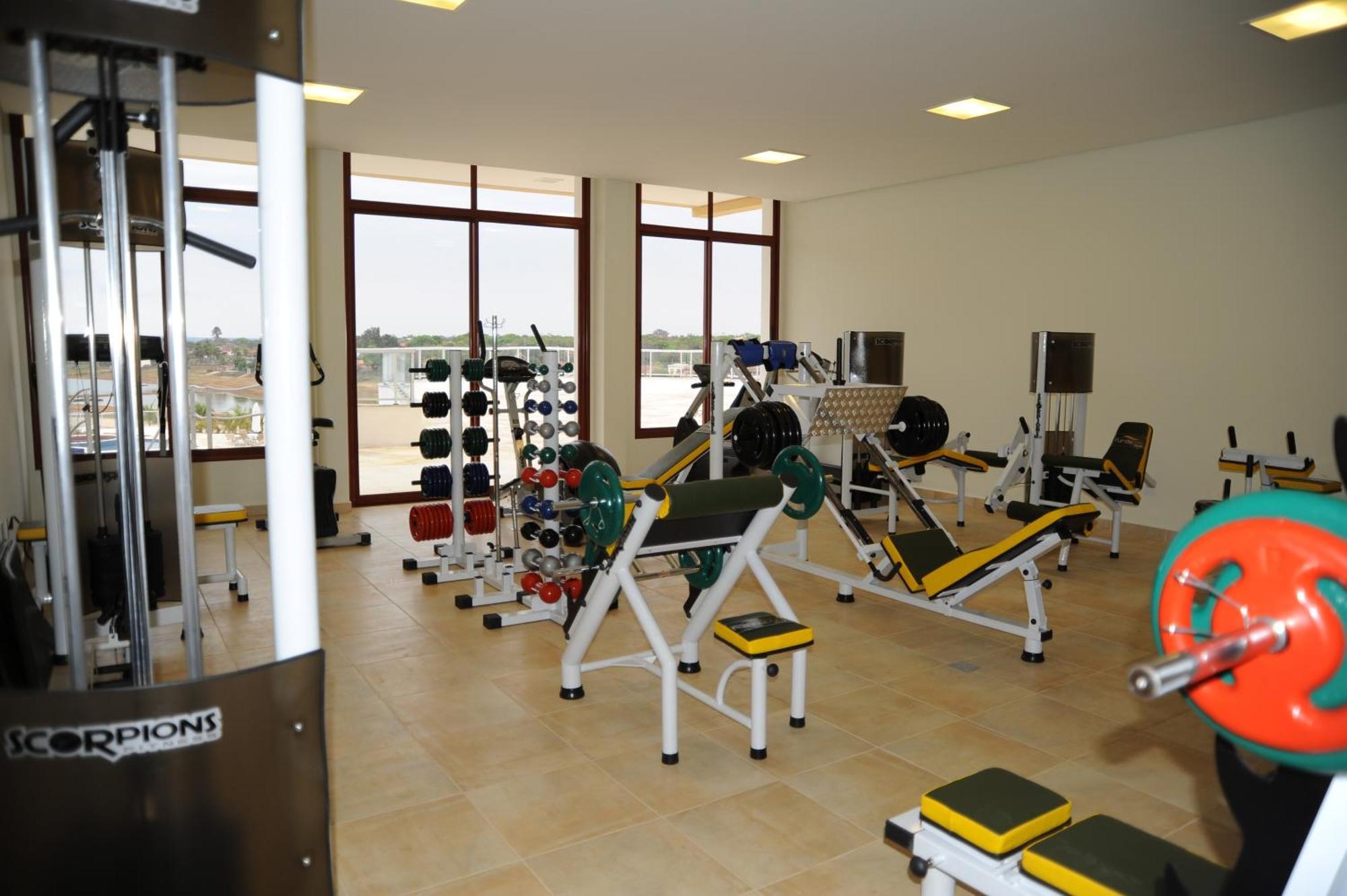 Ramada By Wyndham Furnaspark ฟอร์มิกา ภายนอก รูปภาพ