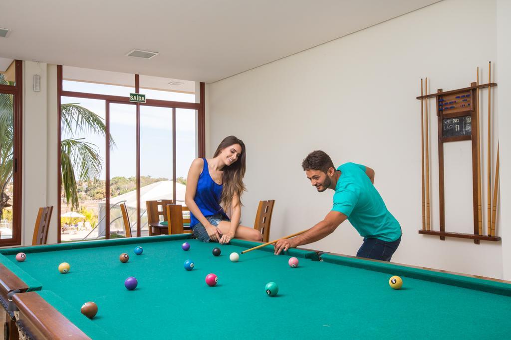 Ramada By Wyndham Furnaspark ฟอร์มิกา ภายนอก รูปภาพ